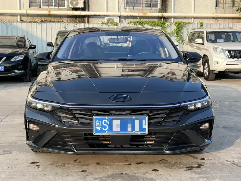 2023 Hyundai Elantra Plug-in Hybrid с пробегом 20 000 км