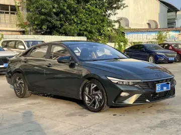 2023 Hyundai Elantra Plug-in Hybrid с пробегом 20 000 км