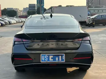 2023 Hyundai Elantra Plug-in Hybrid с пробегом 20 000 км