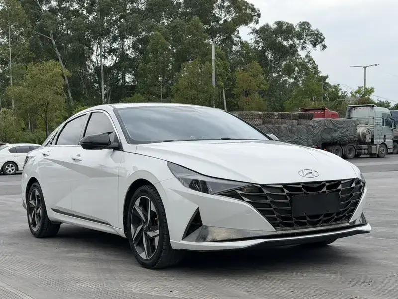 2021 Hyundai Elantra Plug-in Hybrid с пробегом 68 000 км