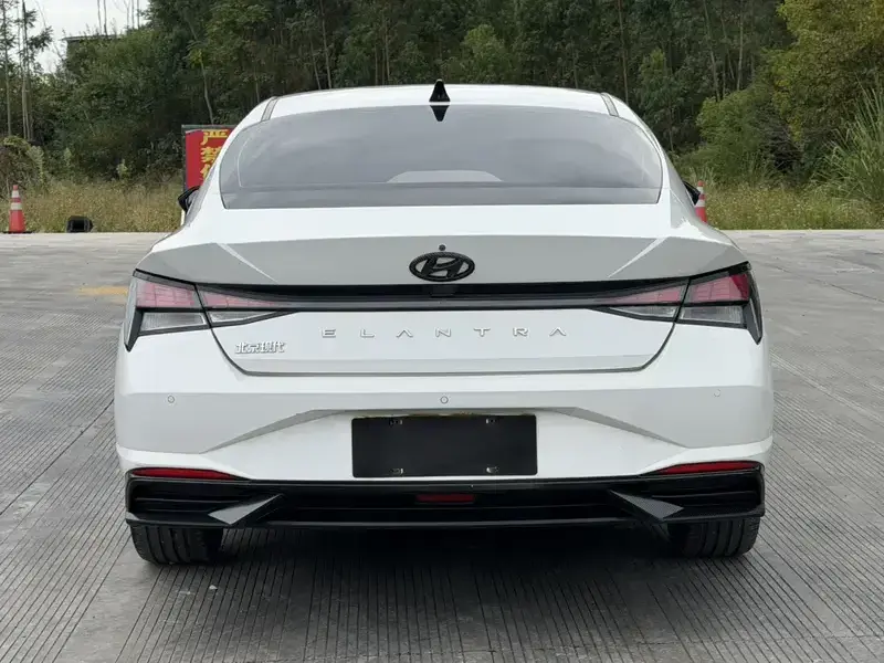 2021 Hyundai Elantra Plug-in Hybrid с пробегом 68 000 км