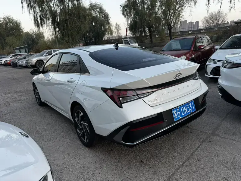 2023 Hyundai Elantra Plug-in Hybrid с пробегом 16 000 км