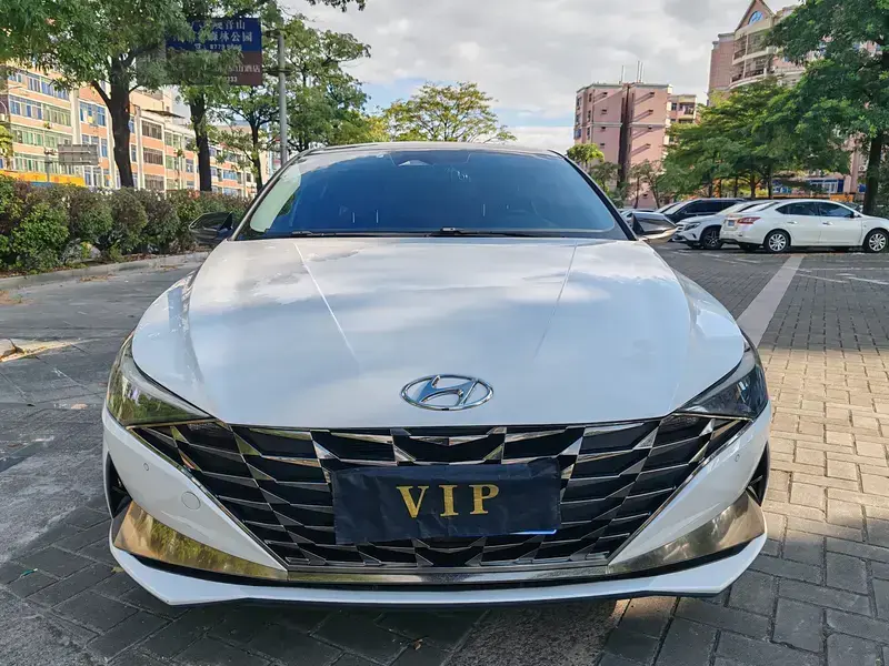 2021 Hyundai Elantra Plug-in Hybrid с пробегом 65 000 км