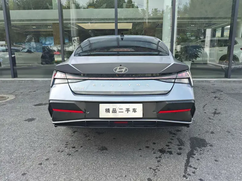 2023 Hyundai Elantra Plug-in Hybrid с пробегом 13 400 км