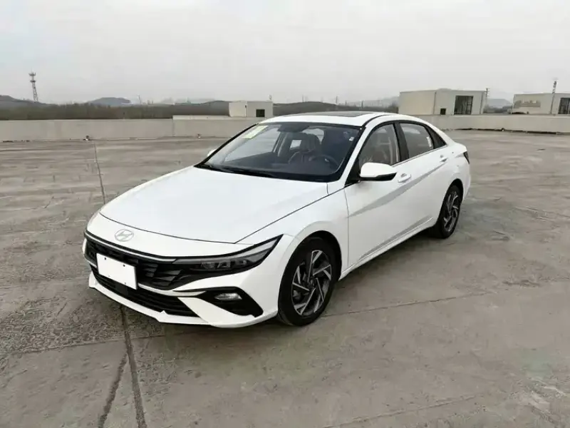 2026 Hyundai Elantra Plug-in Hybrid с пробегом 100 км