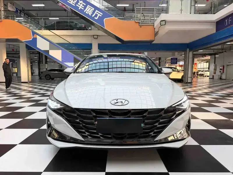 2022 Hyundai Elantra Plug-in Hybrid с пробегом 34 000 км