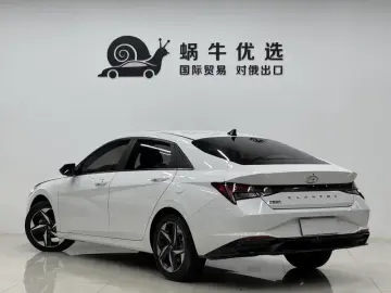 2022 Hyundai Elantra Plug-in Hybrid с пробегом 25 000 км