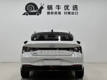 2022 Hyundai Elantra Plug-in Hybrid с пробегом 25 000 км