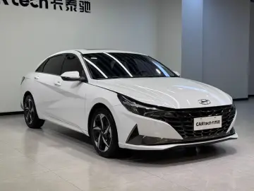 2022 Hyundai Elantra Plug-in Hybrid с пробегом 9 000 км