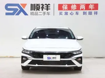 2023 Hyundai Elantra Plug-in Hybrid с пробегом 7 500 км