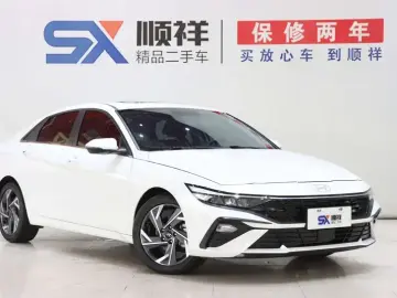 2023 Hyundai Elantra Plug-in Hybrid с пробегом 7 500 км