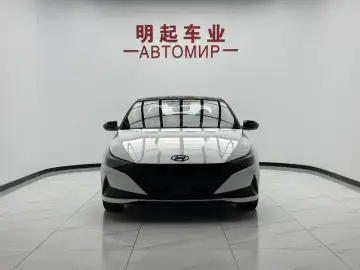 2022 Hyundai Elantra Plug-in Hybrid с пробегом 15 000 км