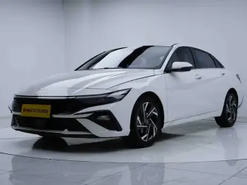 2023 Hyundai Elantra Plug-in Hybrid с пробегом 41 300 км