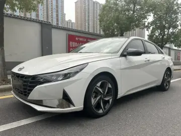 2021 Hyundai Elantra Plug-in Hybrid с пробегом 50 000 км