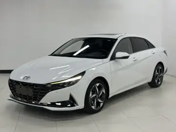 Hyundai Elantra Plug-in Hybrid