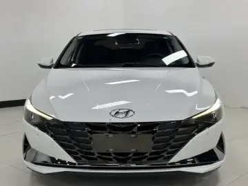 2022 Hyundai Elantra Plug-in Hybrid с пробегом 27 000 км