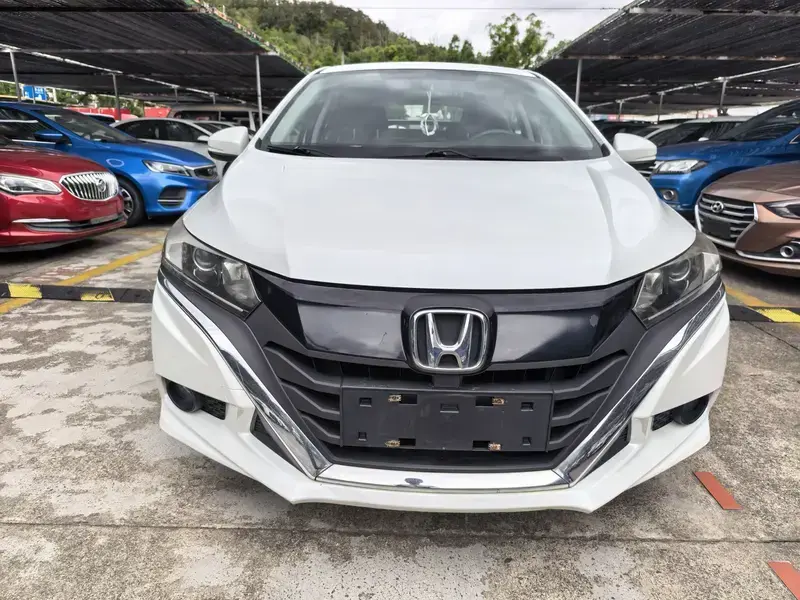2017 Honda Gienia с пробегом 100 000 км
