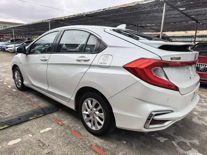 2017 Honda Gienia с пробегом 100 000 км