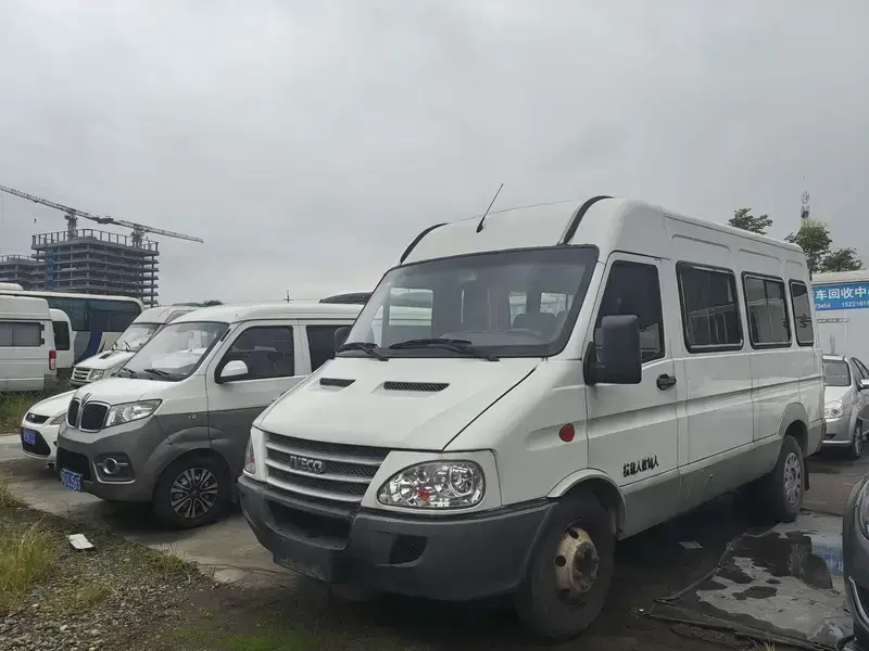 2013 Iveco Bodhi с пробегом 140 000 км