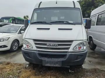 2013 Iveco Bodhi с пробегом 140 000 км