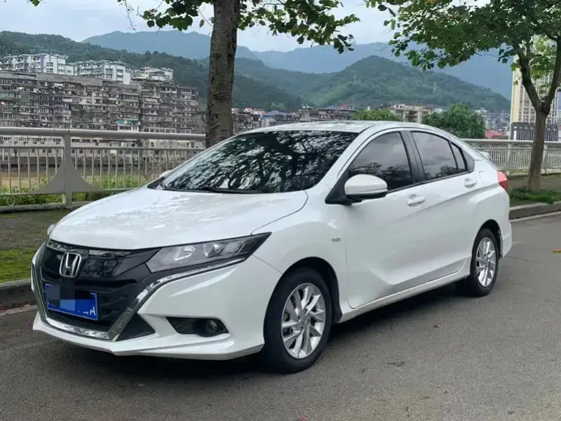 2017 Honda Gienia с пробегом 90 000 км