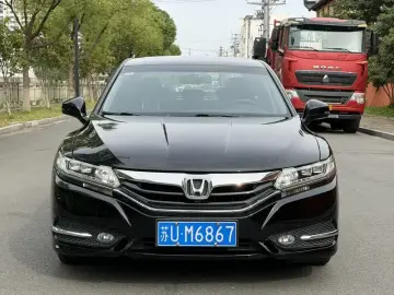2015 Honda Spirior с пробегом 140 000 км