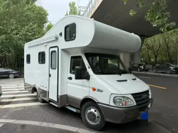 2011 Iveco Bodhi с пробегом 80 000 км
