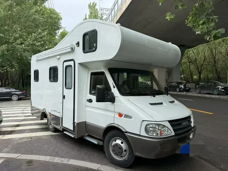 2011 Iveco Bodhi с пробегом 80 000 км