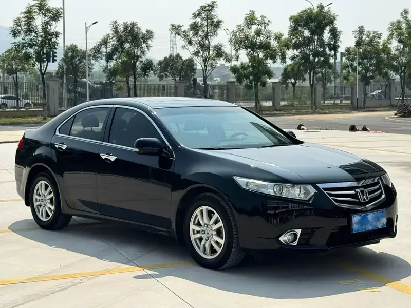 2013 Honda Spirior с пробегом 101 000 км
