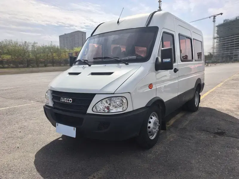 2017 Iveco Bodhi с пробегом 95 000 км
