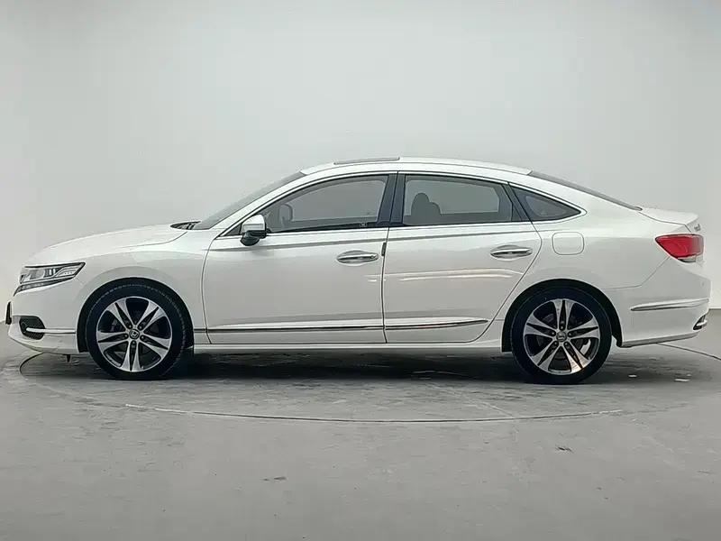 2015 Honda Spirior с пробегом 175 500 км
