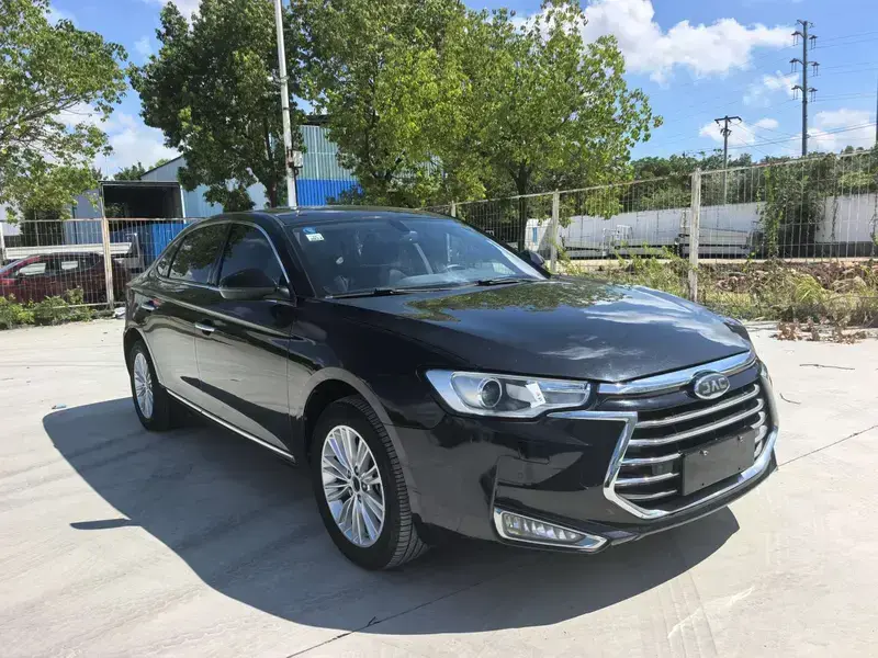 2017 JAC JAC Refine A60 с пробегом 104 800 км