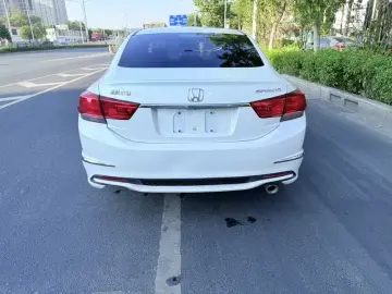 2017 Honda Spirior с пробегом 130 000 км