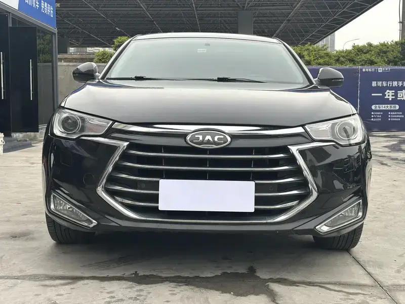 2017 JAC JAC Refine A60 с пробегом 70 000 км