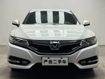 2015 Honda Spirior с пробегом 115 000 км