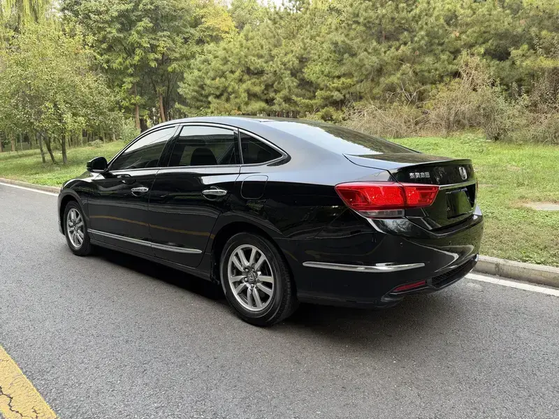 2015 Honda Spirior с пробегом 59 000 км
