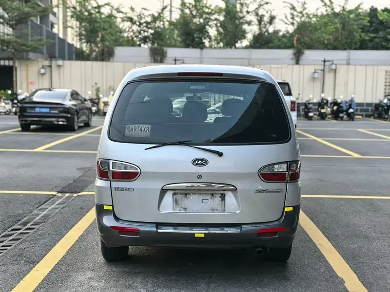2008 JAC Refine с пробегом 140 000 км