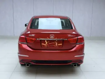 2015 Honda Spirior с пробегом 75 000 км