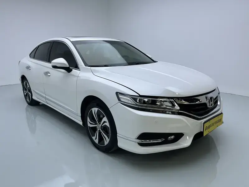 2015 Honda Spirior с пробегом 142 500 км