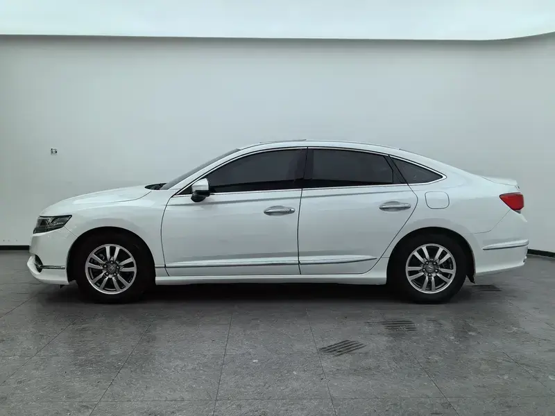 2015 Honda Spirior с пробегом 85 300 км