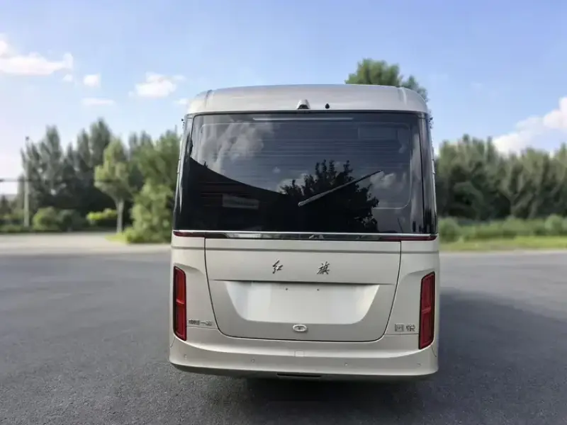 2024 Hongqi Guoyue с пробегом 12 000 км