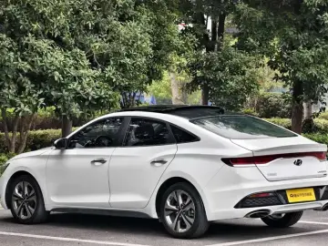 2019 Hyundai Fista EV с пробегом 67 000 км