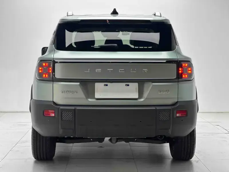 2025 JETOUR Freer 7X с пробегом 9 900 км
