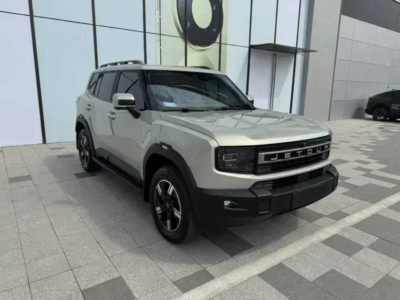 2025 JETOUR Freer 7X с пробегом 10 000 км