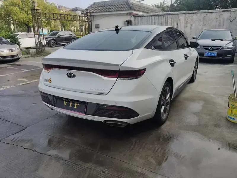 2019 Hyundai Fista EV с пробегом 120 000 км