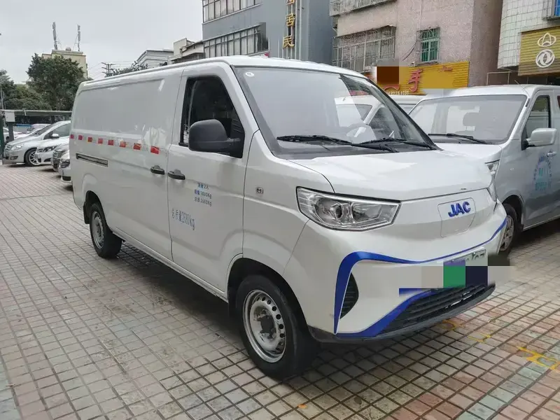 2023 JAC Blue Cat с пробегом 50 000 км