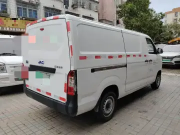 2023 JAC Blue Cat с пробегом 50 000 км