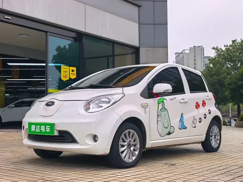 2018 JAC JAC iEV6E с пробегом 45 000 км
