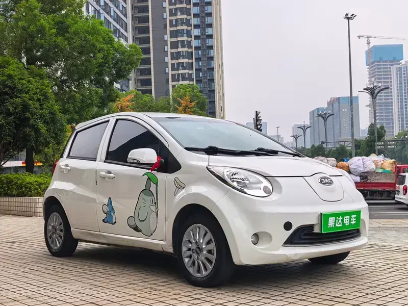 2018 JAC JAC iEV6E с пробегом 45 000 км