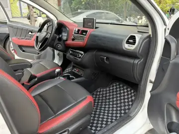 2018 JAC JAC iEV6E с пробегом 73 000 км
